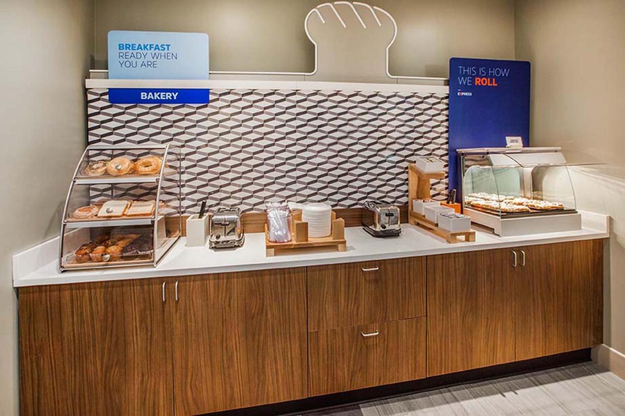Holiday Inn Express & Suites Lincoln City By Ihg Dış mekan fotoğraf